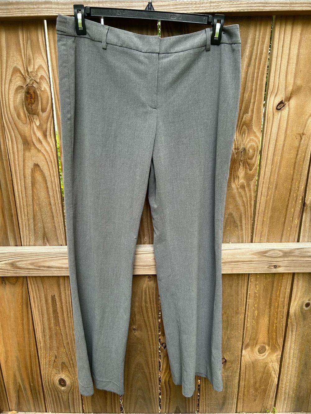 New York & Company stretch Gray Straight-Leg Tailored Trousers size 14